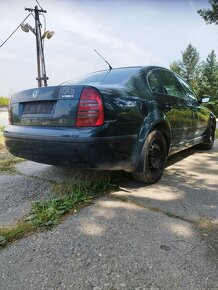 Rozpredám na ND Škoda Superb 1,9tdi - 3