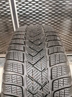 Pirelli Sottozero 205/50 R17 93H zimné pneumatiky - 3