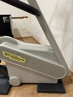 Technogym Stepper XT v top stave - 3