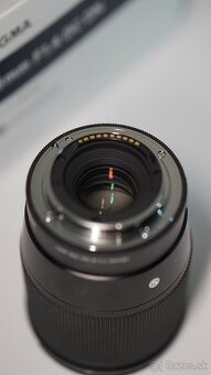 SIGMA 16mm f/1,4 SONY E aps-c - 3