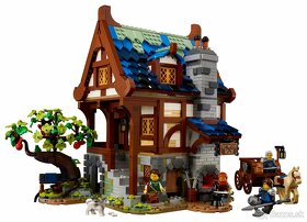 Predám Lego Ideas 21325 Medieval Blacksmith - 3