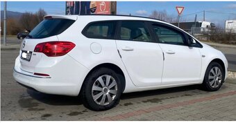 Opel astra sport tourer 1,7 2014 - 3