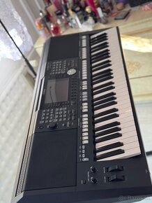 Yamaha psr S975 - 3