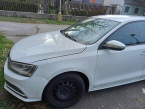 VW Jetta 1.2 - 3