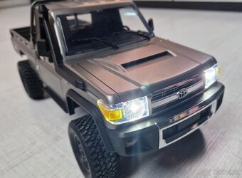 RC auto 4x4 1:12 - 3