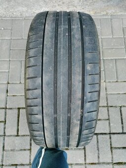 Predám letné pneu Hankook ventus slevo 2 245/45 R18 96W - 3