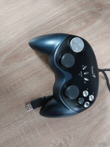 Volant, pedale, gamepad, ovladac, controller - 3