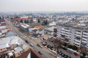 Exkluzívne na predaj polyfunkčná budova v centre Sečoviec - 3