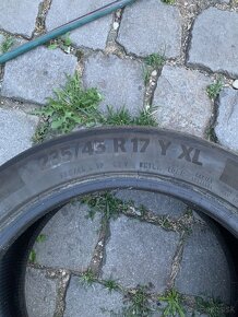 Continental 235/45 R17 Y XL - 3