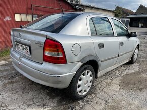 Opel Astra 1.4 - 3