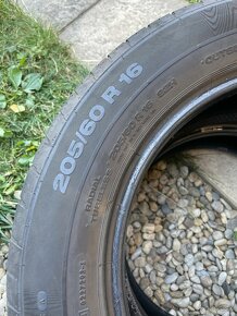 205/60 r16 Continental - 3