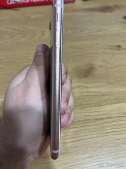 iPhone 8 - rosegold 64GB - 3