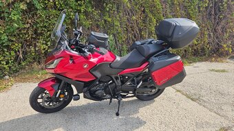 Honda NT1100 - 3