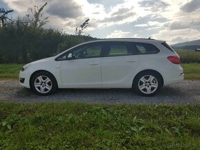 Opel Astra sports Tourer combi 1.7 - 3