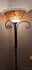 Stojata elegantná lampa - 3