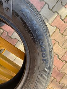 Matador Sibir Snow 215/65 R16 H - 3