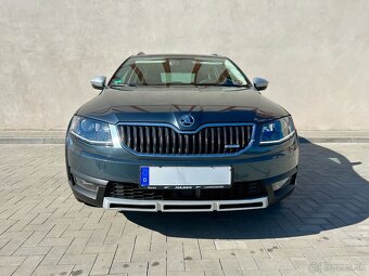 Škoda Octavia Scout combi 2.0tdi 135kw DSG 4x4 - 3