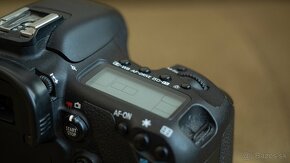 Canon EOS 7D - 3
