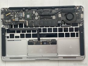 Rezervované - Apple Macbook Air 11” 2011 na ND - 3