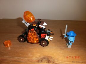 Lego Nexo Knights Chaos Catapult - 3