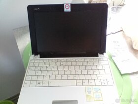 ASUS Eee1005 HA - 3