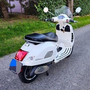 Vespa GTS Super 300 - 3