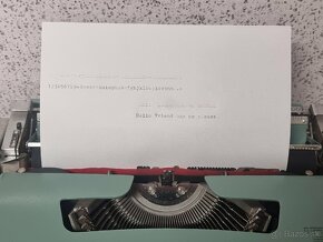 OLIVETTI LETTERA 32 / BARCELONA / PISACI STROJ - 3