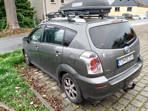 Toyota COROLLA VERSO  2,2 D4D 2007 - 3