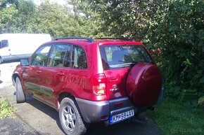 Predám TOYOTU RAV4 4x4 - 3