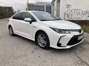 Toyota Corolla 1,8 Hybrid - 3