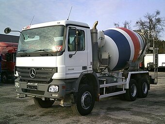 MERCEDES BENZ ACTROS 3336 6X6 domiešavač betonu - 3