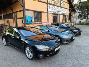 Tesla Model S 85 7 miest - 3