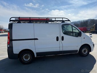 Opel Vivaro Van 2,5 - 3