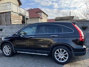 Honda CR-V 2,0 vtec 110 kw A/T execut 4x4 - 3