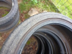 Predám Pneu Dunlop 215/40R17 - 3