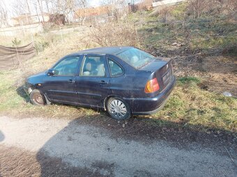 Volkswagen Polo Clasik  1.6 benzin - 3