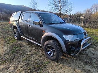 MITSUBISHI L200 DI-D 4x4 - 3