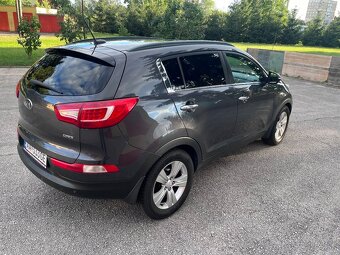 KIA SPORTAGE 2.0 CRDI 4X4 - 3