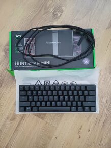 Predám klávesnicu Razer Huntsman mini - 3