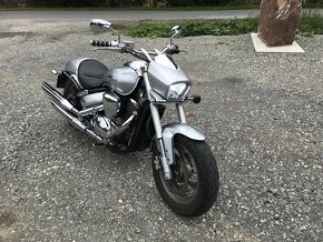 Suzuki Intruder 800 - 3