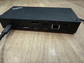 Lenovo Thinkpad Universal USB-C Docking station - 3