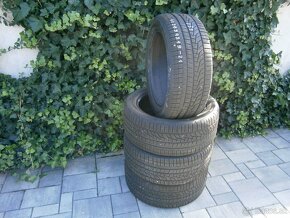 Predám 4x zimné pneu Hankook HRS 255/45 R19 104VXL - 3