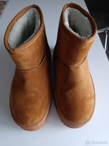 Predám dámske čižmy UGG - 3