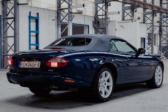 Predám Jaguar XK8 convertible - 3