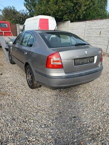 Rozpredam škoda Octavia II 1.9Tdi 77kw BXE 2008 - 3