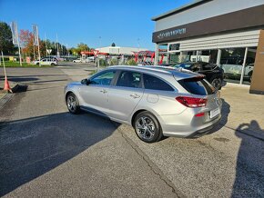 Hyundai i30 CW 1.5 T-GDi mHEV iMT Play - 3