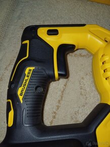 Dewalt chvostova píla Dcs382 - 3