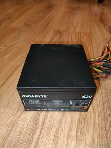 PC zdroj Gigabyte 620w - 3