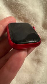 Apple Watch Series 8 GPS 41 mm RED - 3