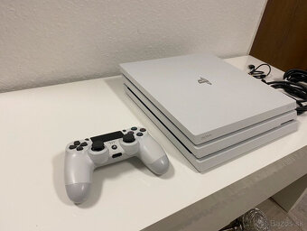 Playstation 4 Pro 1TB - 3